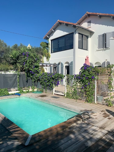 Charmantes Haus in Sackgasse in der Nähe von Strand und Stadtzentrum