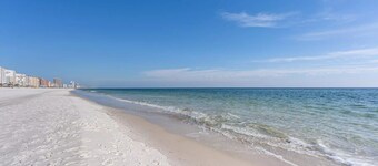 Awesome Beach Getaway - Gulf Shores Secret
