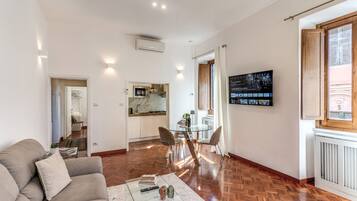 Smart TV, books, video library, stereo