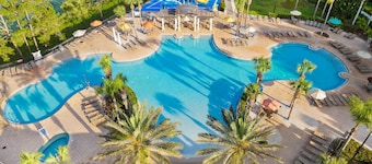 FULLY REMODELED! Windsor Hills 402! A Must See, 2 Bedroom Condo!