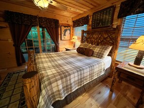 3 Schlafzimmer, Schreibtisch, Bügeleisen/Bügelbrett, Reisekinderbett