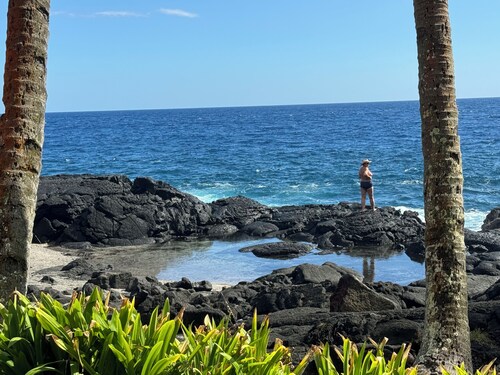 Oceanfront Cottage w / AC @ Kehena Beach, Havaiji