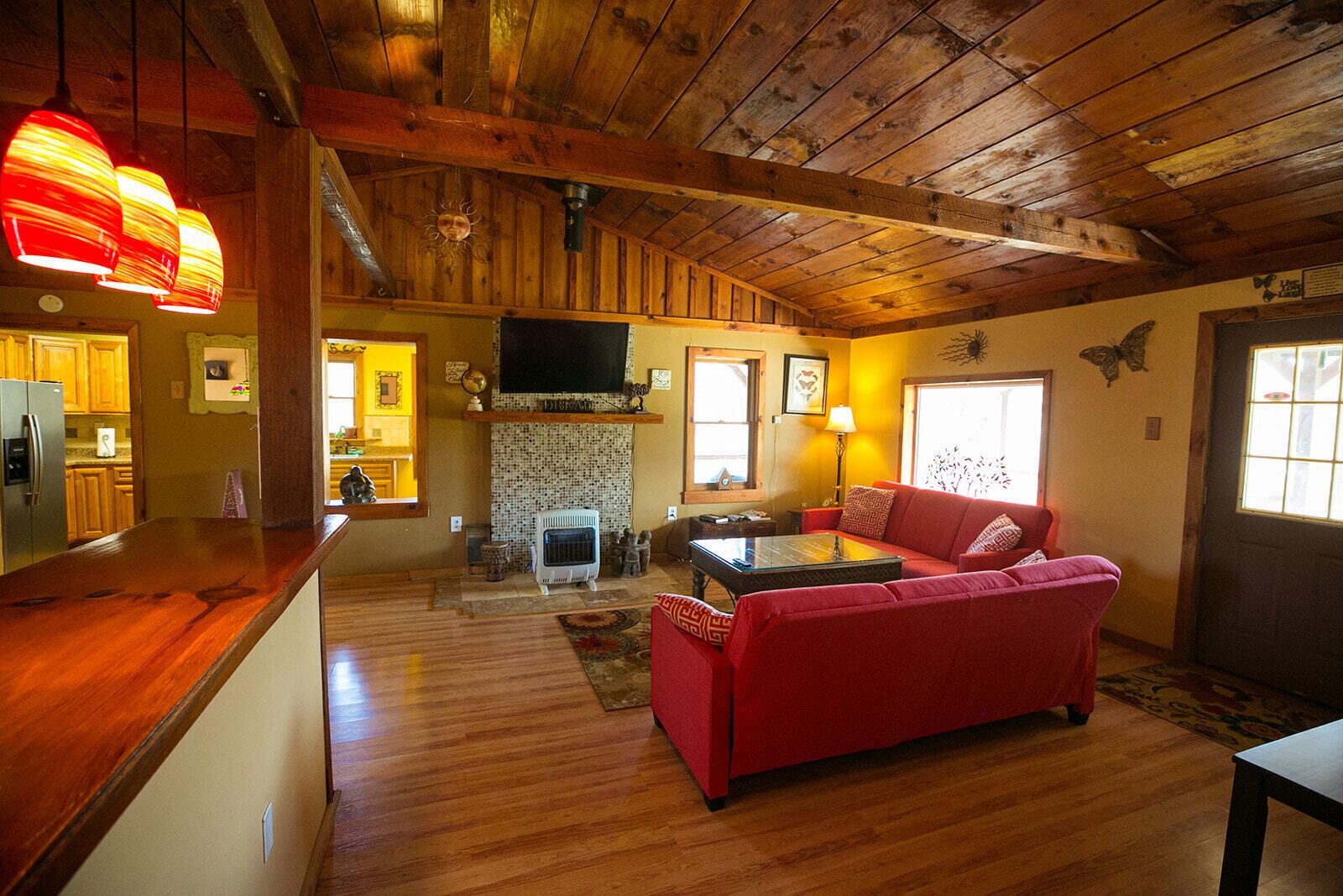 Rock Climbing / Hiking Heaven in the Red River Gorge, Kentucky - CLIMB ON INN