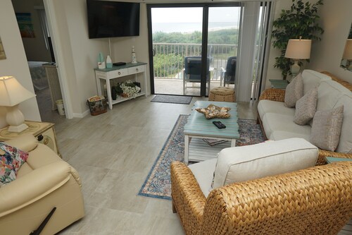 Meilleur prix Canaveral Towers 2 BR Condo # 402!