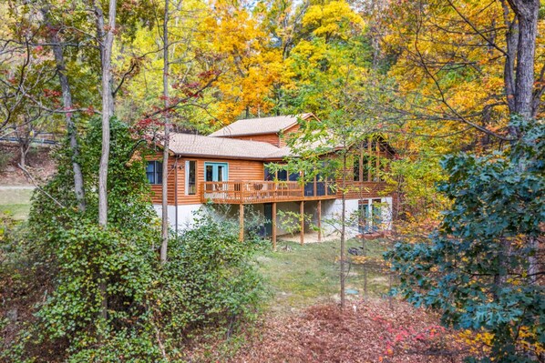 المنشأة من الخارج