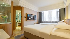 豪华双床房  | 客房 内保险箱、遮光窗帘、隔音、免费 WiFi