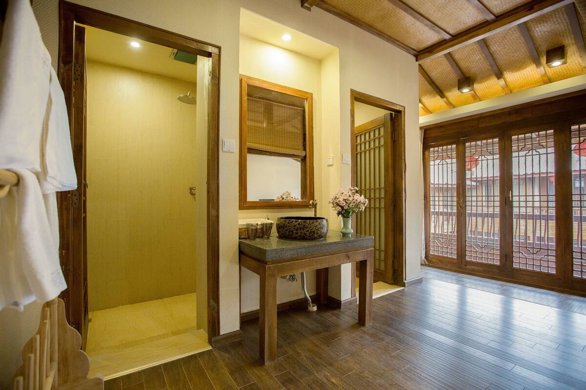 İki Ayrı Yataklı Oda | Banyo | Ücretsiz banyo/kozmetik ürünleri, saç kurutma makinesi, terlik, havlu