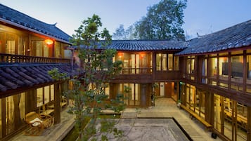 Sân vườn