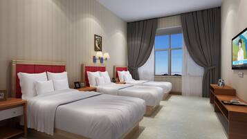 Minibar, escritorio, cortinas blackout y insonorización