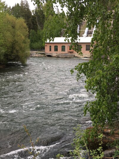 The Wild Mile River Retreat