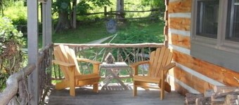 Bison Escape... secluded & peaceful!  Mini donkeys 🫏