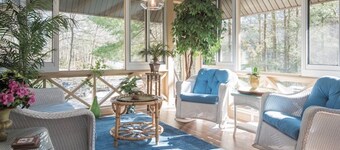 Southern charm near downtown 