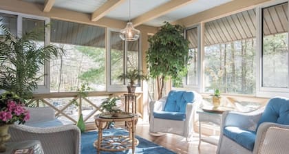 Southern charm near downtown