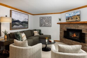 Flat-screen TV, fireplace