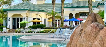 1-105 Legacy Dunes, Tropical Beach Style Walk-in Pool, King Bed, 65" Tv, Patio