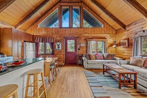 Televisión, chimenea