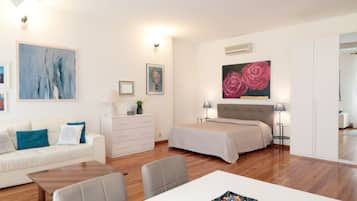 1 bedroom, desk, iron/ironing board, free WiFi