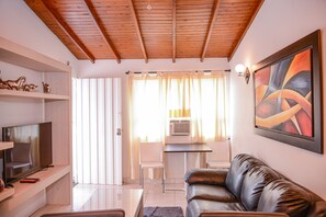 Smart TV, reproductor de DVD y estéreo