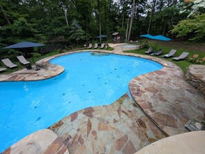 季節限定屋外プール