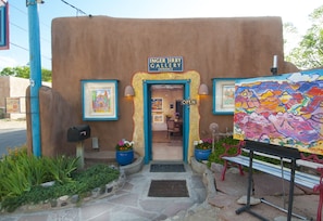 Exterior - Spacious, Sunlit Adobe Casita #6 / B&B in the Heart of Historic Taos! (Taos)