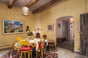 Dining - Spacious, Sunlit Adobe Casita #6 / B&B in the Heart of Historic Taos! (Taos)