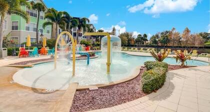Cozy First Floor Resort Villa Near Disney World!