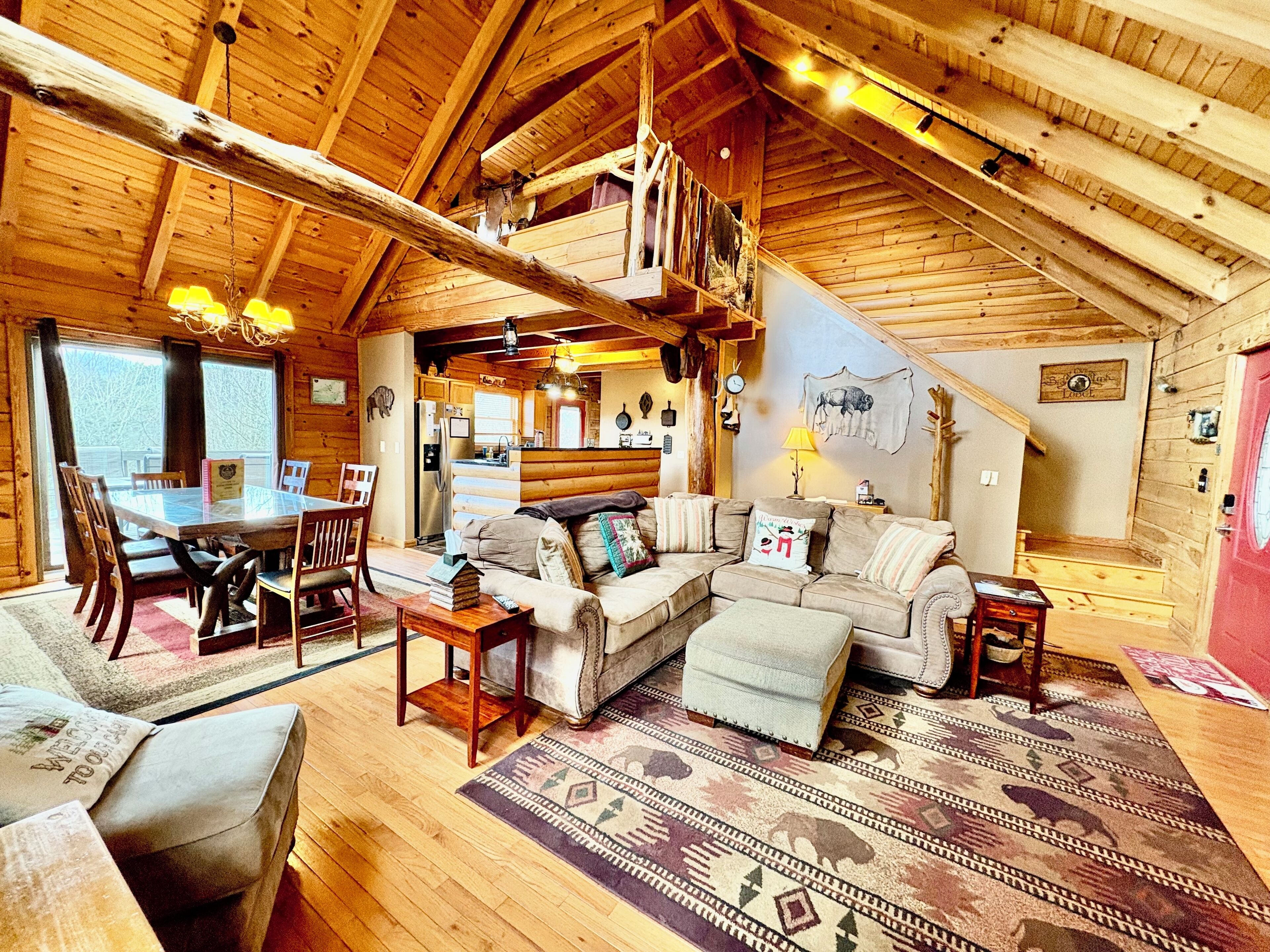 电视、壁炉、DVD 播放器、桌上足球