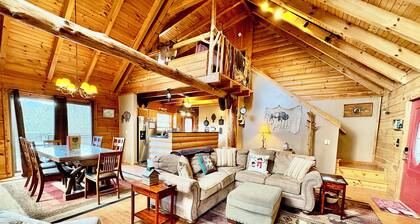 Bison Overlook Lodge... on a 65 Acre Bison Ranch!