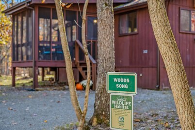 Woods Song - Hot Tub | Fireplace | Golf | Pool Pass | Woods Resort | Grill