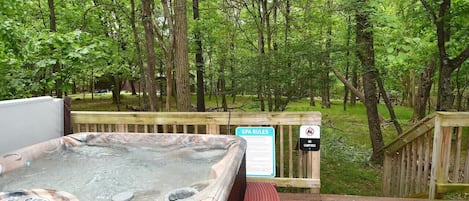Bain à remous extérieur
