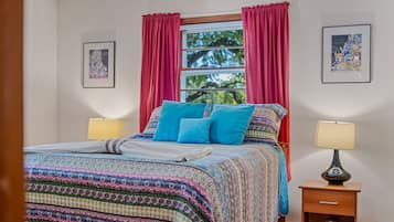 3 chambres, bureau, Wi-Fi gratuit, draps fournis