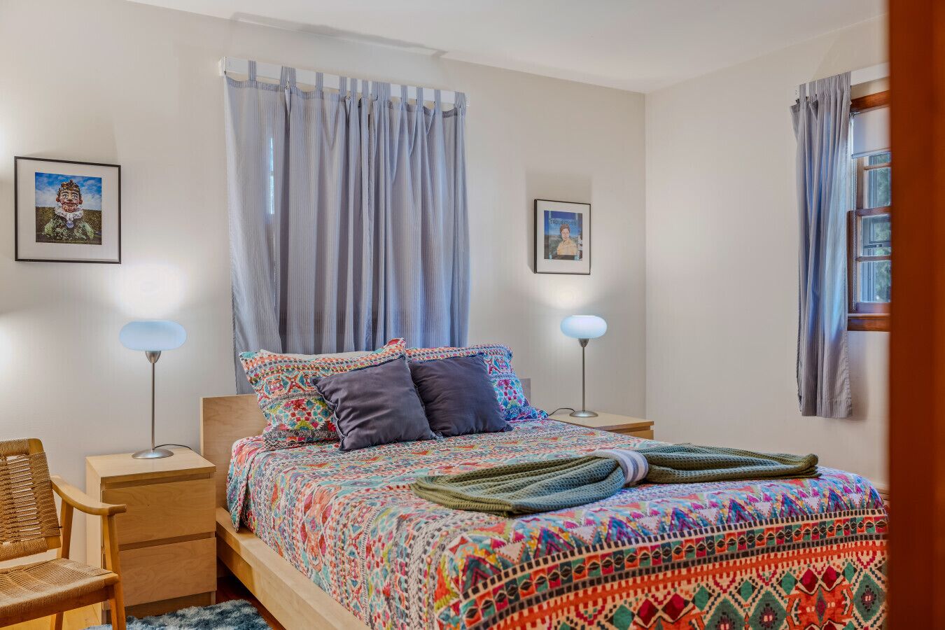 3 chambres, bureau, Wi-Fi gratuit, draps fournis