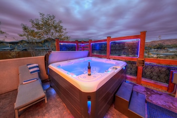 Bain à remous extérieur