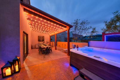 SG3 Private hot tub, Ping pong, Badminton, Huge Patio, Views