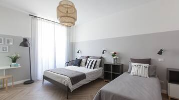 尊爵套房, 花園景觀 | 1 間臥室、高級寢具、羽絨被、書桌