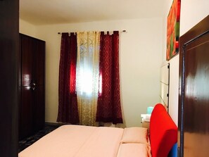 Iron/ironing board (on request), free WiFi - Home Sweet Home (Bologna)