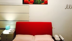 スタンダード ダブルルーム 共用バスルーム