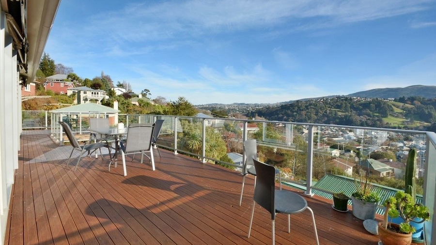 Baldwin Street BNB