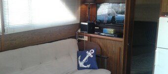 A vacation you won't forget, stay on a 35 foot boat!