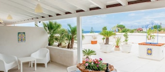 Apartment at 200 mt from the sea Wifi and Rent Car