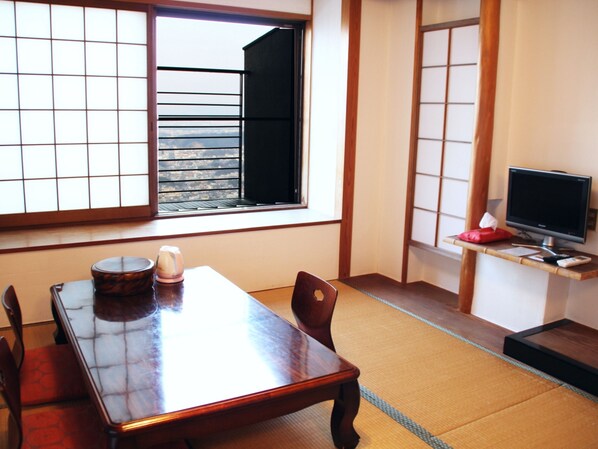 Standard Japanese Style Room, City View | Free WiFi, bed sheets - Monzen Okagero (Ikoma)