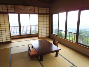 Habitación (Run of the House) | Wifi gratis y ropa de cama