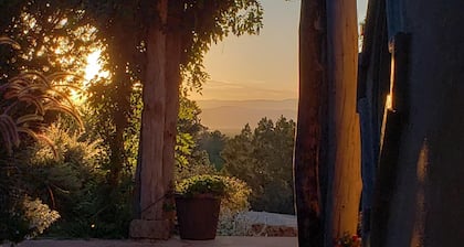 Peaceful Eastside Retreat Near Museum Hill & Plaza, Panoramic Mountain Views