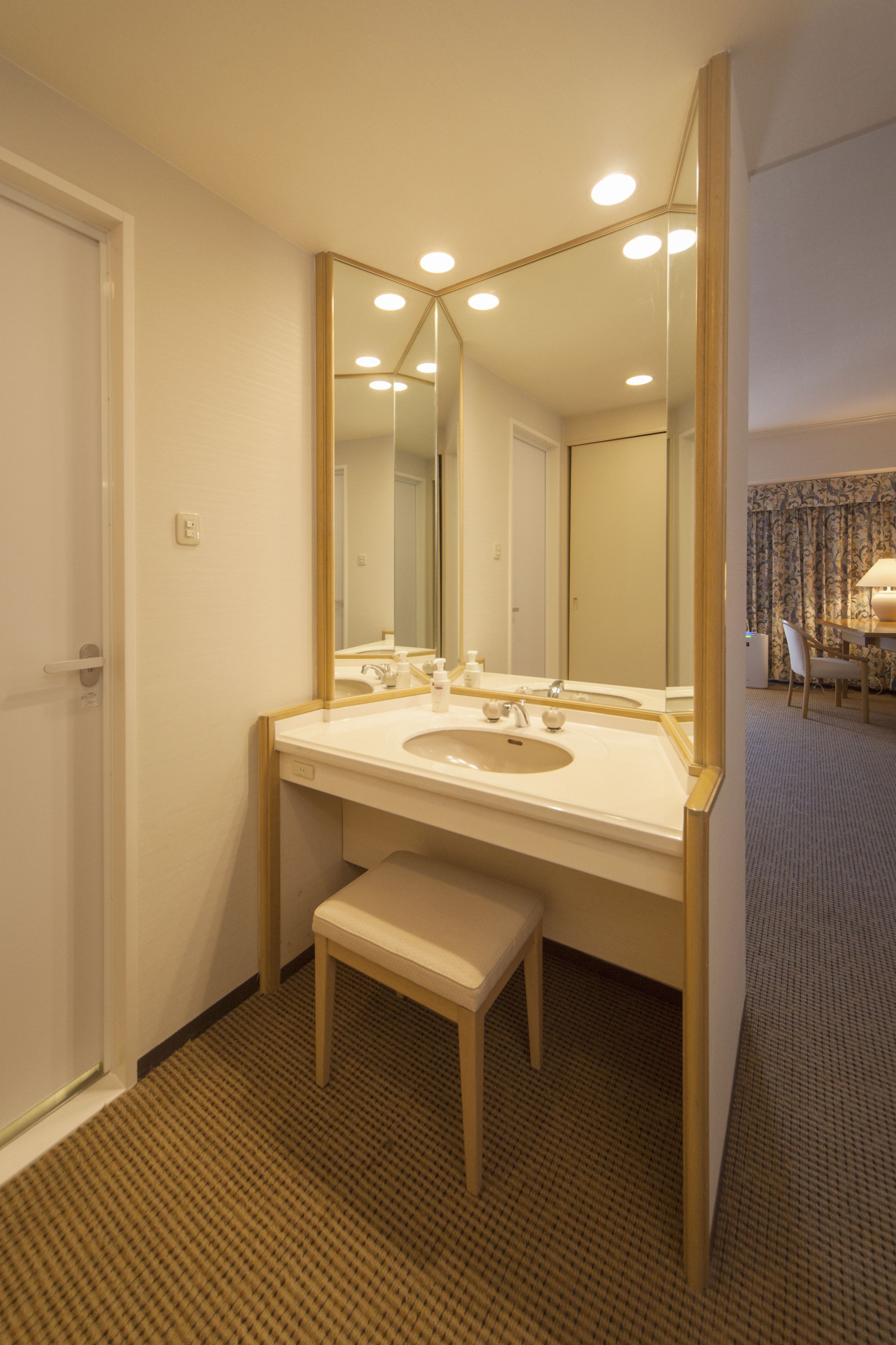 down duvets, desk, laptop workspace, blackout curtains