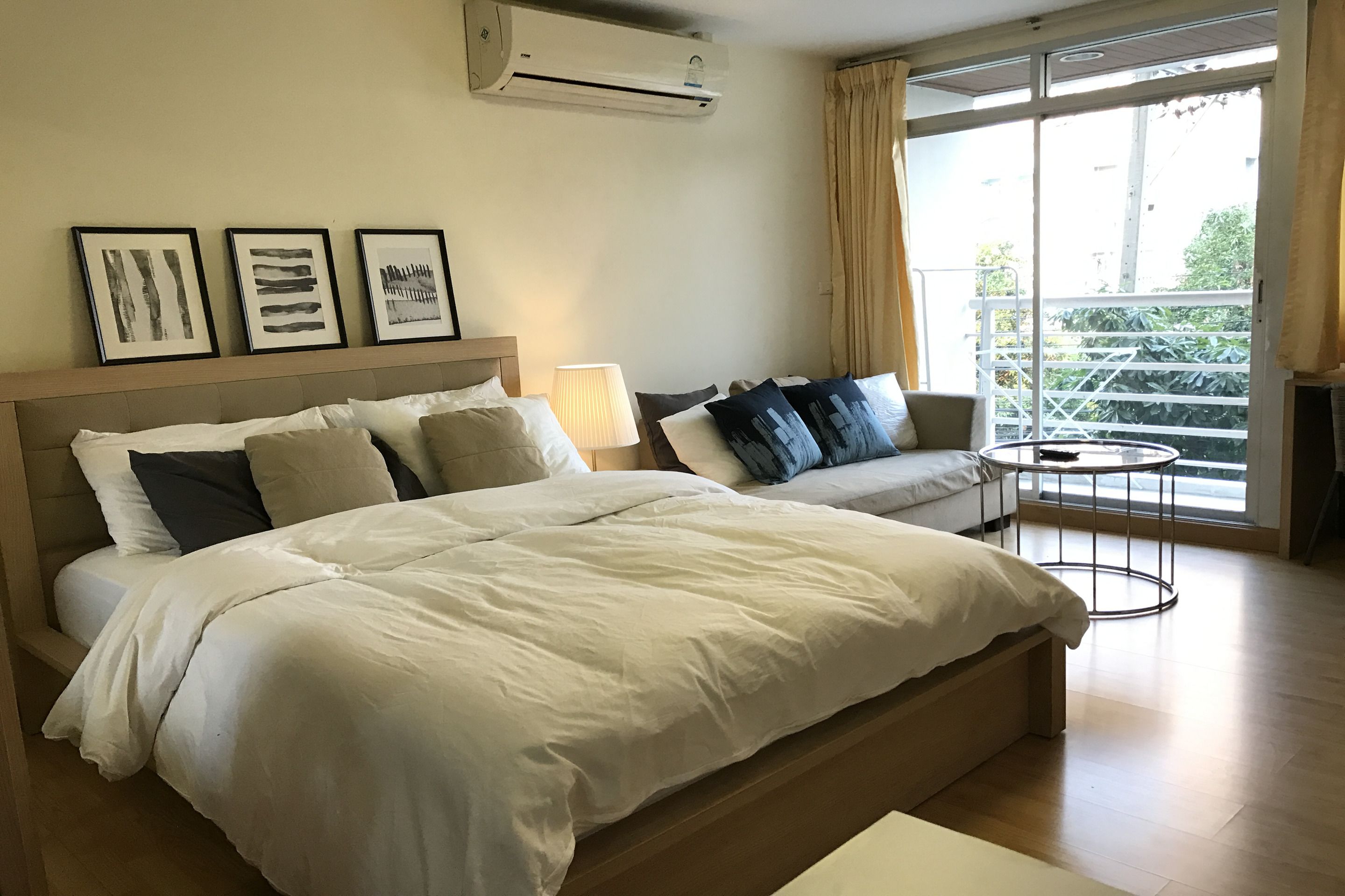 Room 305 | ห้องนั่งเล่น | ทีวีจอแบน 32 นิ้ว พร้อมช่องเคเบิล, ทีวี