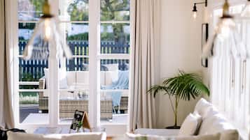 Flat-screen TV, fireplace