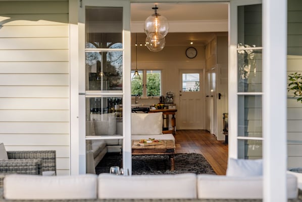 Terrace/patio - Villa Victoria (Cambridge)