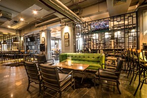 Breakfast, lunch, dinner served; international cuisine 