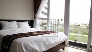 Unclassified image, 4 of 35, button - Golden Gem Tuan Chau Hotel (Ha Long)