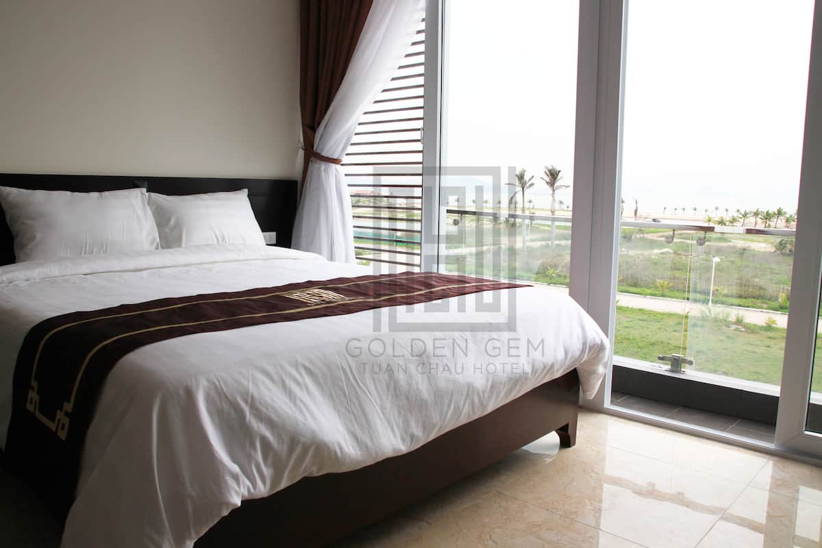 Standard Room, 1 King Bed